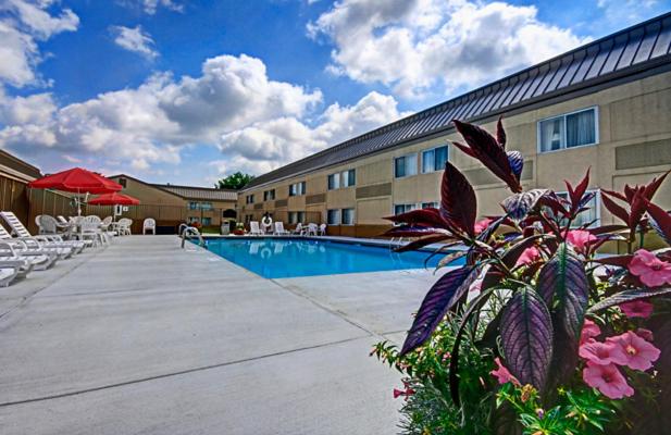 Best Western Plus Bridgeport Inn - image 5