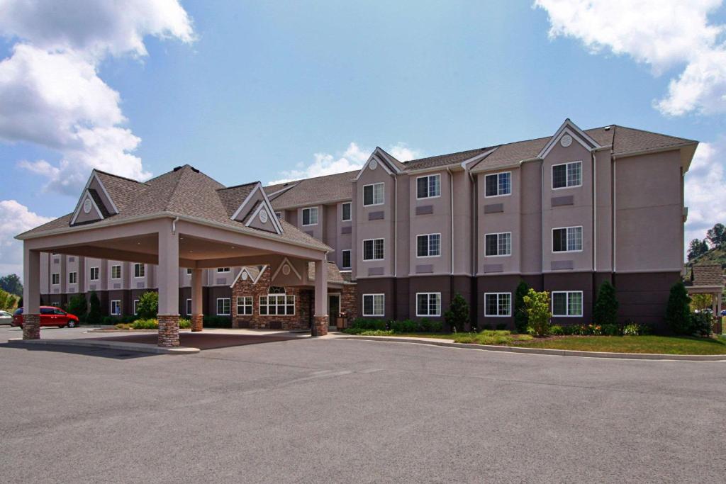 Microtel Inn & Suites by Wyndham Bridgeport - main image