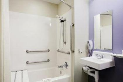 Microtel Inn & Suites by Wyndham Bridgeport - image 10