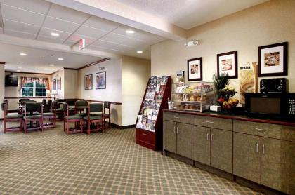 Microtel Inn & Suites by Wyndham Bridgeport - image 9