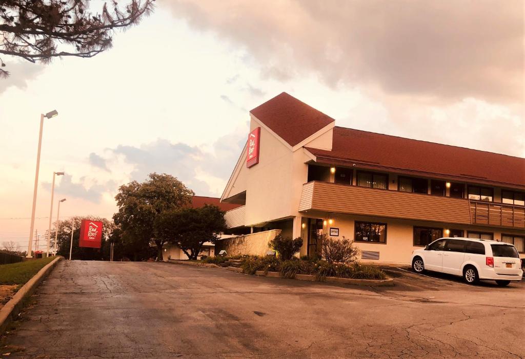 Red Roof Inn Bridgeton - main image