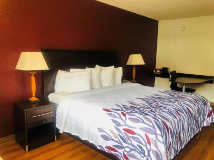 Red Roof Inn Bridgeton - image 7