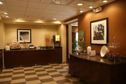 Hampton Inn Brighton - image 8