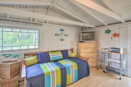 Newfound Lake Studio BBQ Fire Pit and Beach Access - image 3