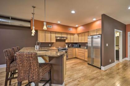 Chic Downtown Escape 8 Mi to Motor Speedway! - image 12