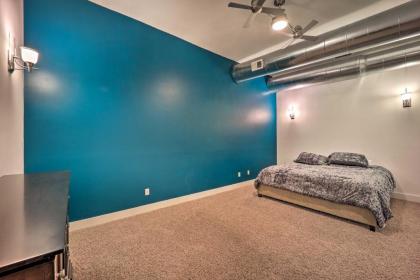 Chic Downtown Escape 8 Mi to Motor Speedway! - image 15