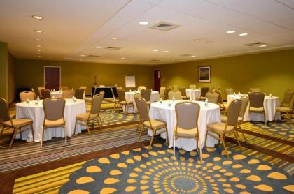 Holiday Inn Express Boston Brockton an IHG Hotel - image 9