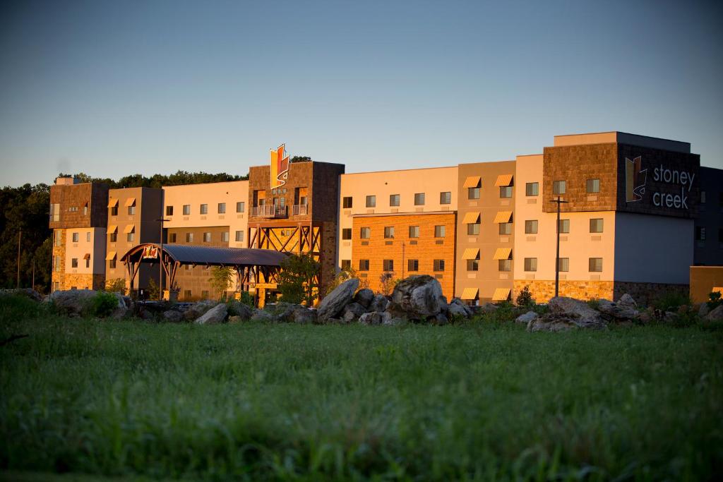 Stoney Creek Hotel Tulsa - Broken Arrow - image 7