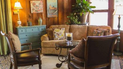 Charles Wesley Motor Lodge Broken Bow - image 4
