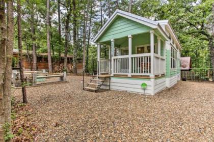 Forest Gem Broken Bow Cottage with Porch and Fire Pit