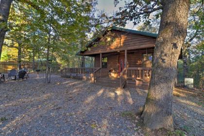 Starstruck Cabin with Spa 4 Mi to Broken Bow Lake! - image 12