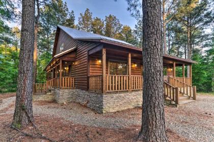 Luxe Family Ties Home with Hot Tub Fireplace - image 3