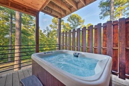 Midnight Rhapsody Cabin with Fire Pit Hot Tub