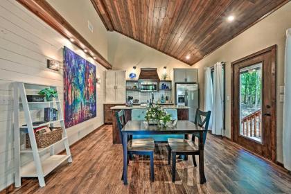 Modern Couples Retreat with Fire Pit and BBQ! - image 6