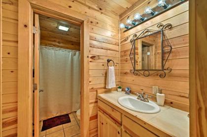 Picturesque Broken Bow Cabin Hot Tub and Deck! - image 12