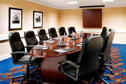 Sheraton Milwaukee Brookfield - image 21