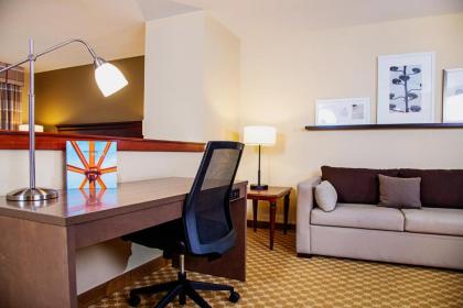 Country Inn & Suites by Radisson Milwaukee West (Brookfield) WI - image 10