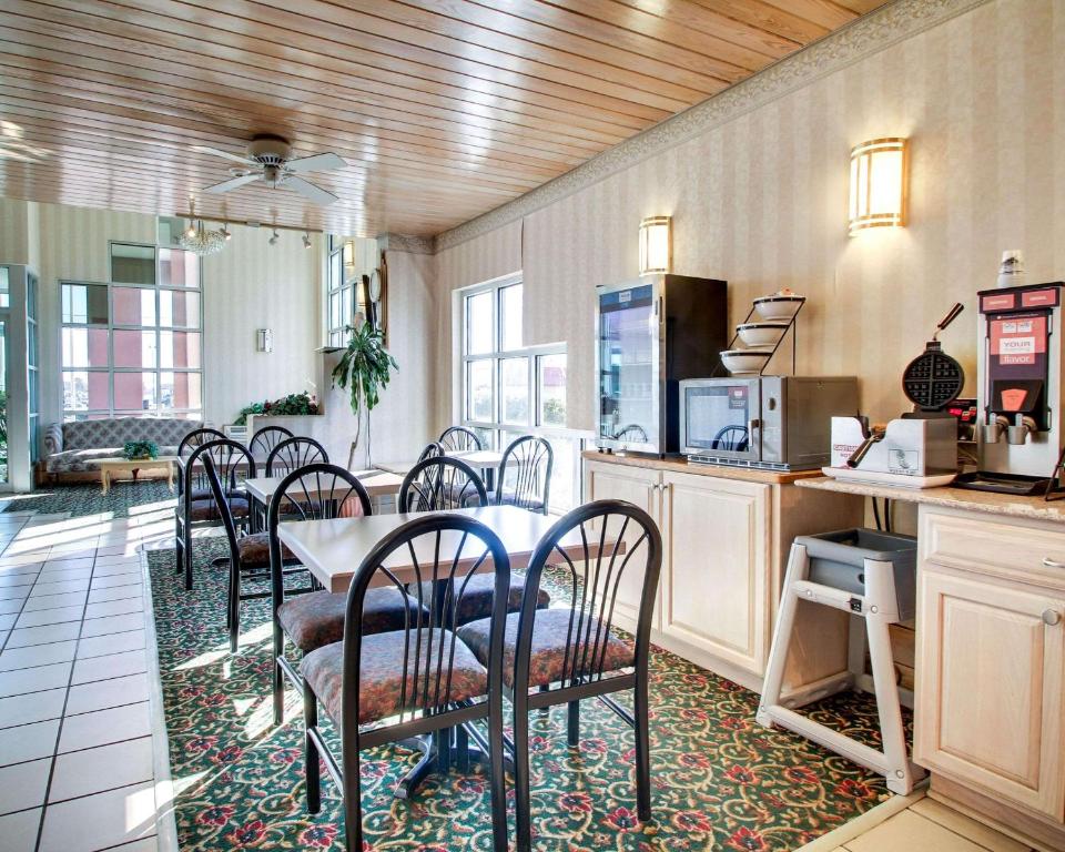 Quality Inn Brookhaven - image 4