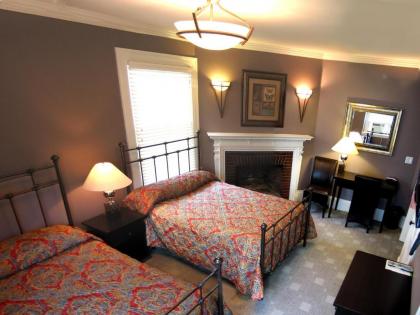 Longwood Inn - image 21