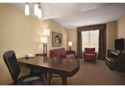 Embassy Suites Minneapolis - North - image 9