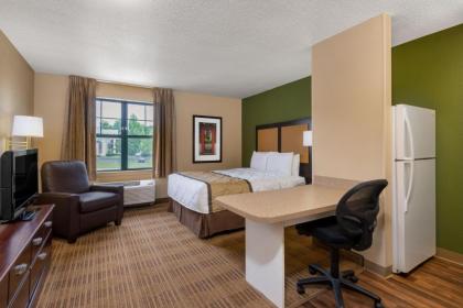 Extended Stay America Suites - Cleveland - Brooklyn - image 14