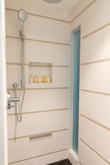 Hotel Le Bleu - image 4