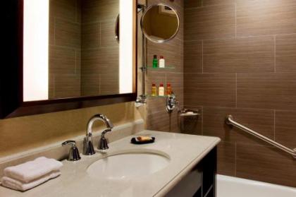Sheraton Brooklyn New York - image 4