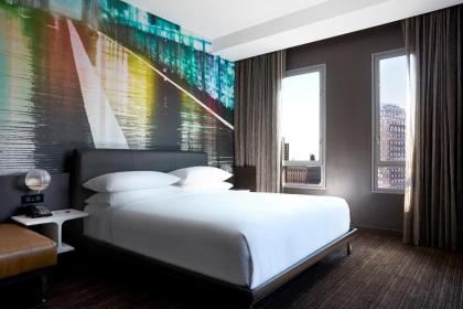 New York Marriott at the Brooklyn Bridge - image 1