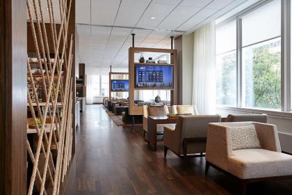 New York Marriott at the Brooklyn Bridge - image 29