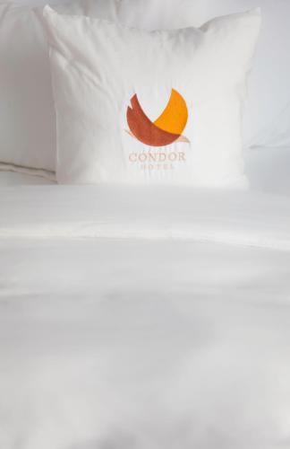 Condor Hotel Brooklyn - image 3