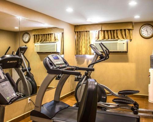 Comfort Inn Brooklyn - image 2