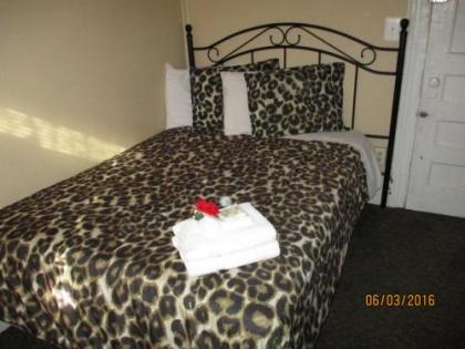 Neptune Hotel - image 2