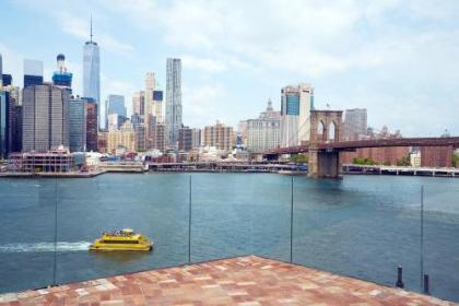 1 Hotel Brooklyn Bridge - image 11