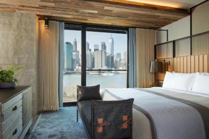 1 Hotel Brooklyn Bridge - image 24