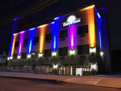 Days Inn by Wyndham Brooklyn Marine Park - image 5