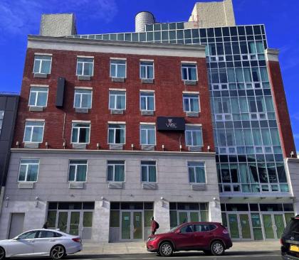 Brooklyn Vybe Hotel Ascend Hotel Collection - image 3