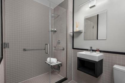 The Baltic Hotel - image 14