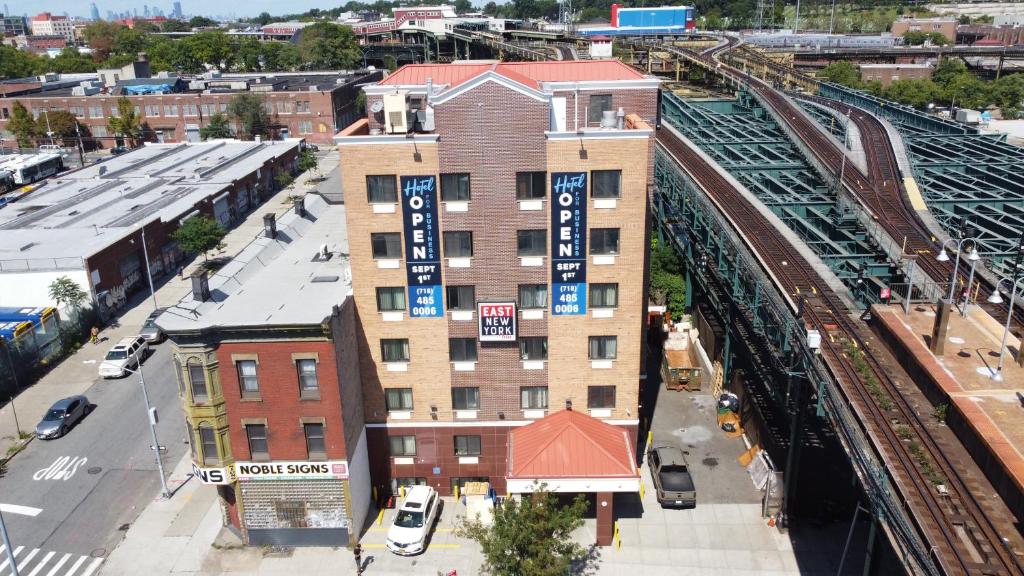 EAST NEW YORK INN - main image