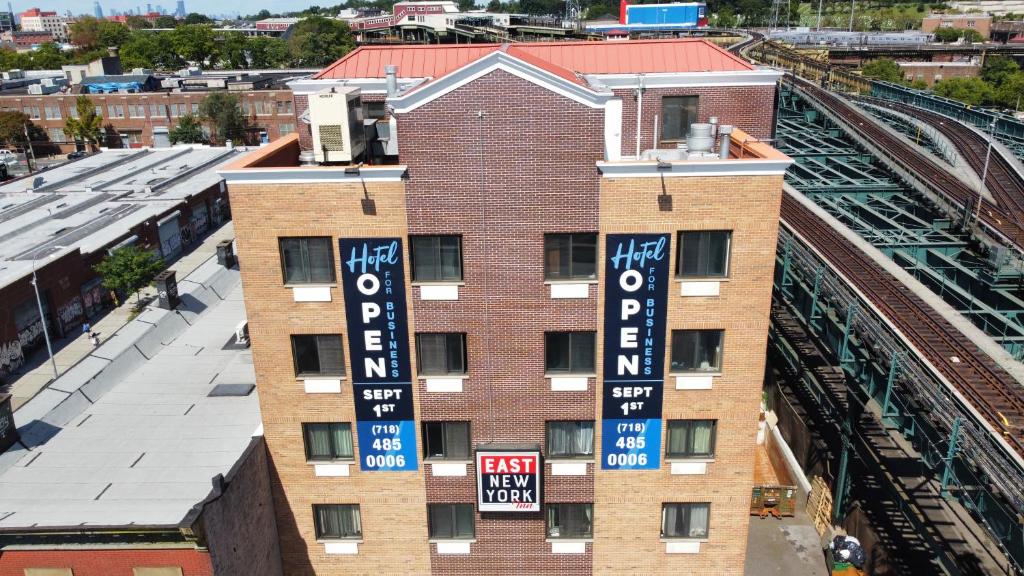 EAST NEW YORK INN - image 3