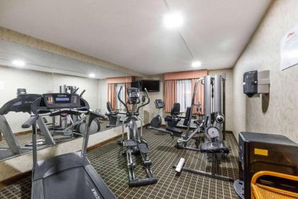 Baymont by Wyndham Louisville South I 65 - image 11