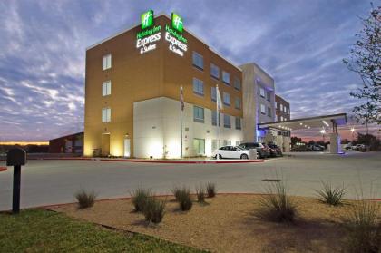 Holiday Inn Express & Suites - Brookshire - Katy Freeway an IHG Hotel