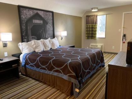 Super 8 by Wyndham Brownsburg - image 15