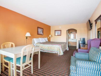 OYO Hotel Brownsville TN I-40 - image 15