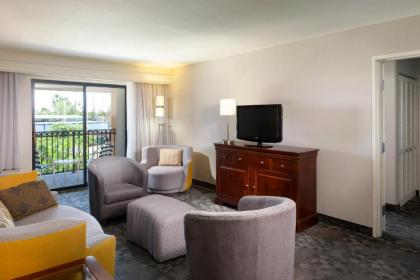 Courtyard by Marriott Brownsville - image 8