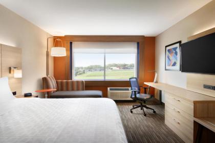 Holiday Inn Express & Suites Brunswick-Harpers Ferry Area an IHG Hotel - image 10