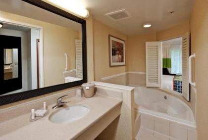 Fairfield Inn & Suites by Marriott Brunswick Freeport - image 12
