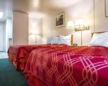 Rodeway Inn & Suites Brunswick near Hwy 1 - image 3