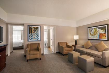 Embassy Suites Brunswick - image 15