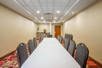 Comfort Suites Golden Isles Gateway - image 14