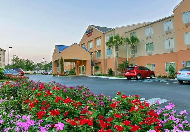 Fairfield Inn Suites Brunswick - main image